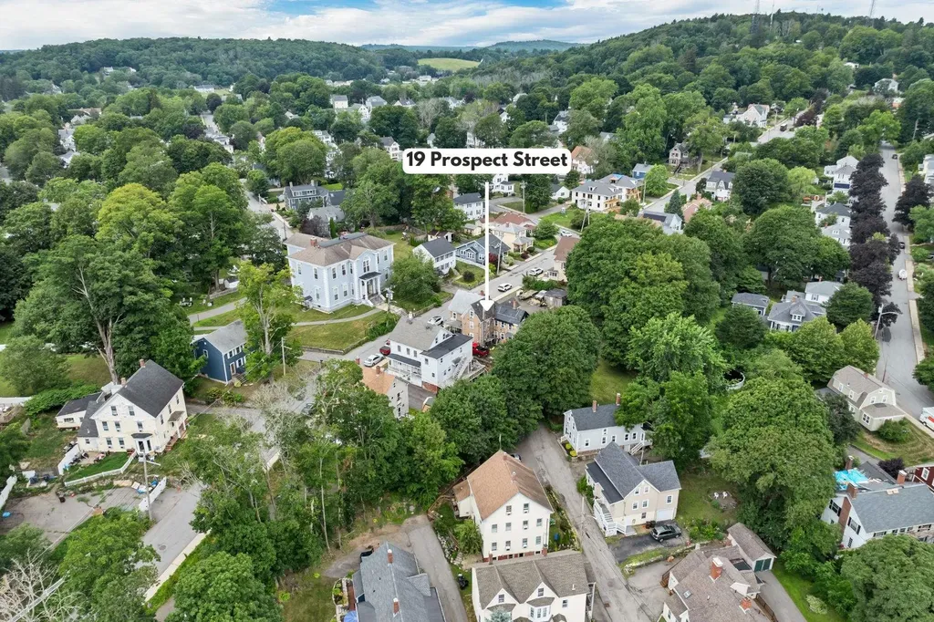 19 Prospect Street Amesbury MA 01913