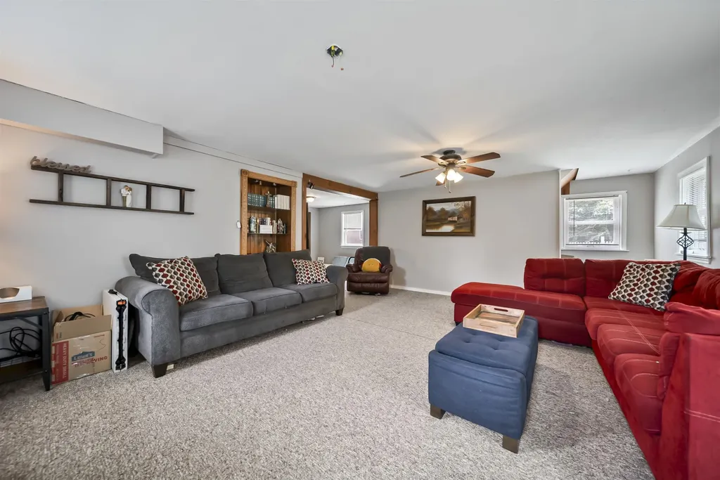 35 Melody Lane Hillsborough NH 03244