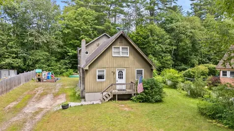 35 Melody Lane Hillsborough NH 03244