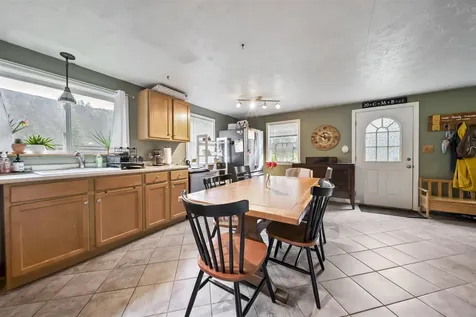 35 Melody Lane Hillsborough NH 03244