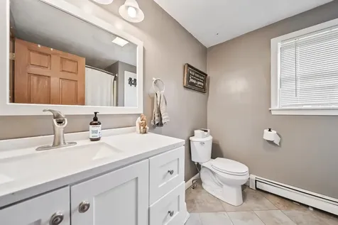 35 Melody Lane Hillsborough NH 03244