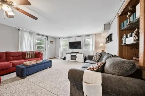 35 Melody Lane Hillsborough NH 03244