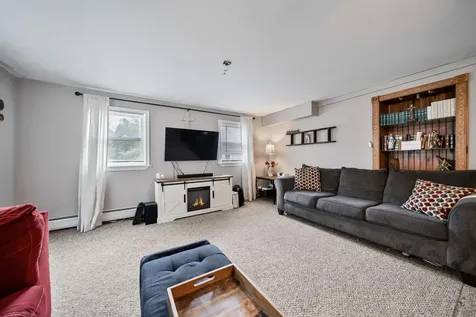 35 Melody Lane Hillsborough NH 03244