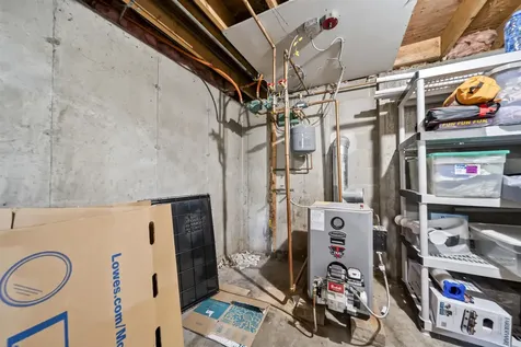 35 Melody Lane Hillsborough NH 03244