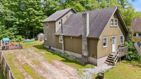 35 Melody Lane Hillsborough NH 03244