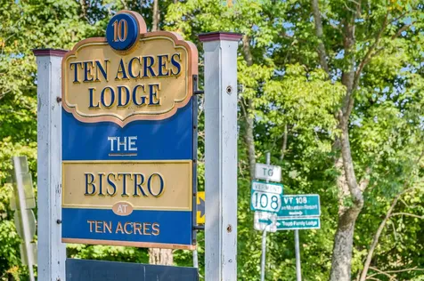 14 Barrows Road Stowe VT 05672