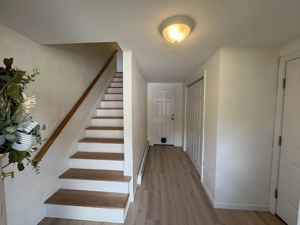 2 Walnut Circle Merrimack NH 03054