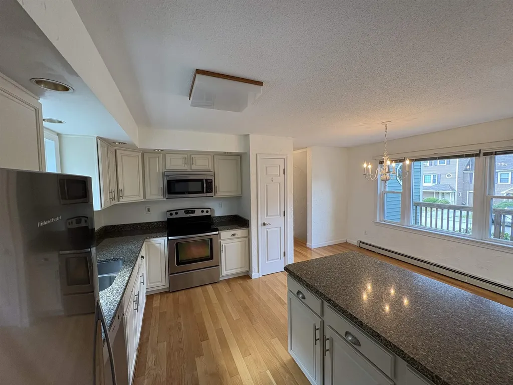 2 Walnut Circle Merrimack NH 03054