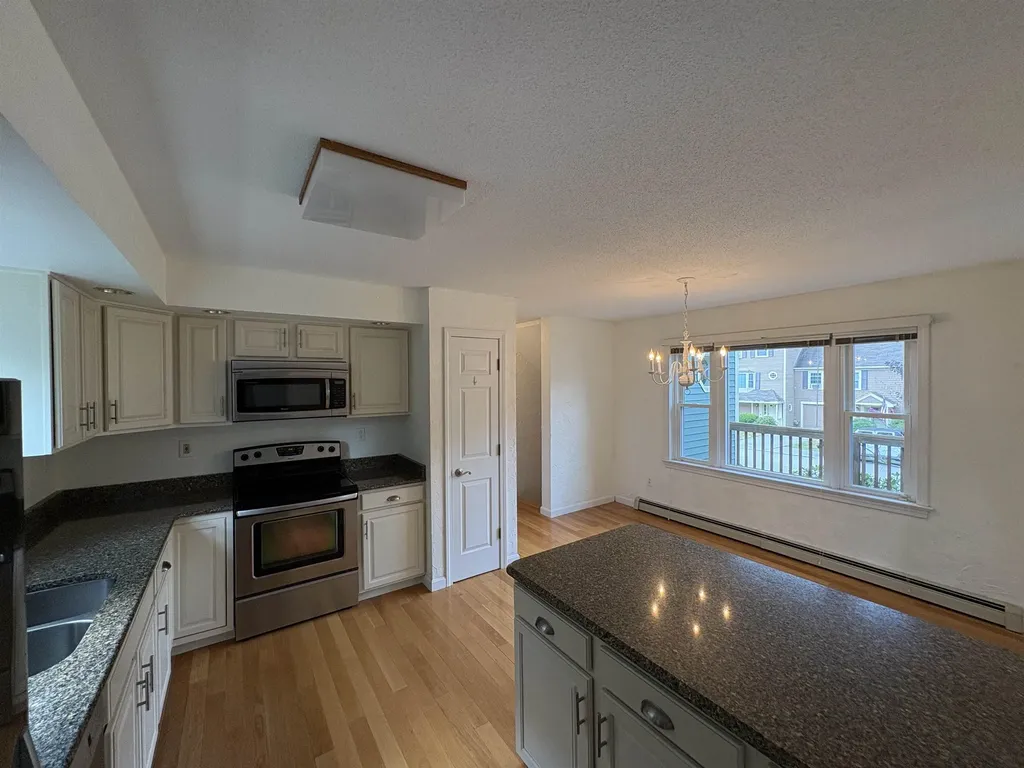 2 Walnut Circle Merrimack NH 03054