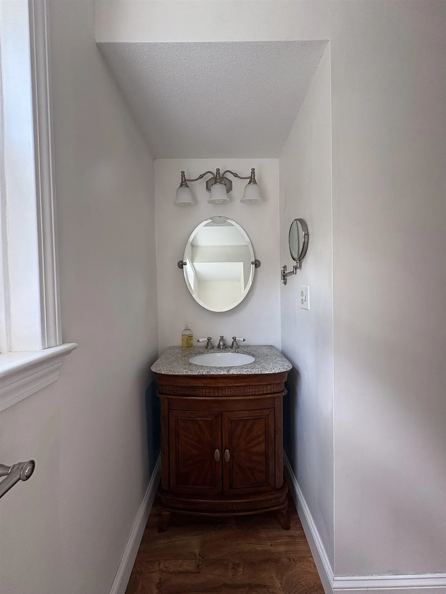 2 Walnut Circle Merrimack NH 03054