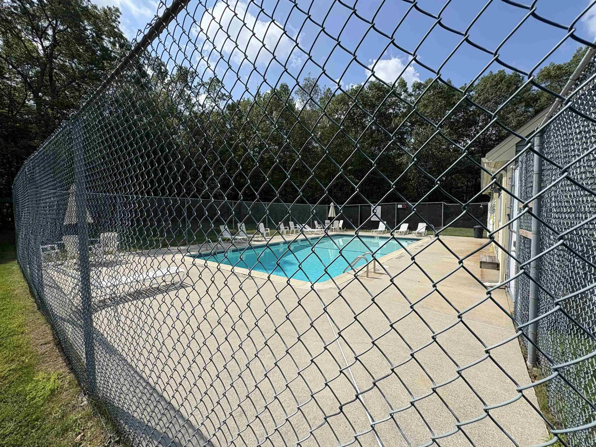 2 Walnut Circle Merrimack NH 03054