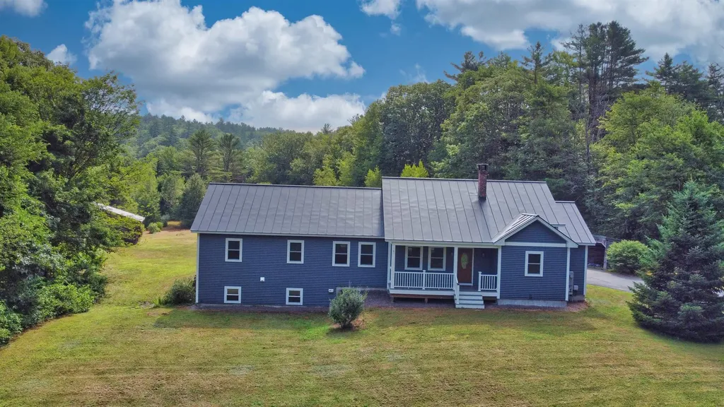 105 Flaghole Road Andover NH 03216