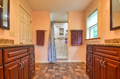 105 Flaghole Road Andover NH 03216