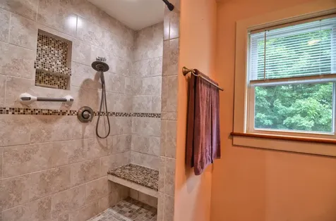 105 Flaghole Road Andover NH 03216