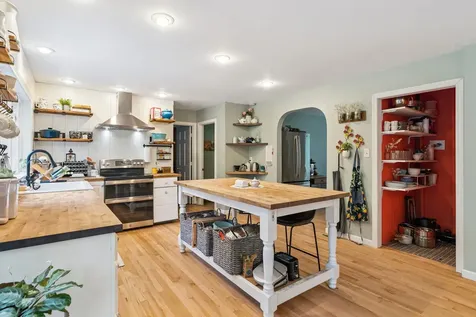 59 Jamie Drive Hartford VT 05088