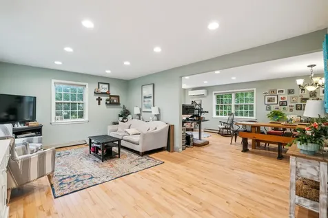 59 Jamie Drive Hartford VT 05088