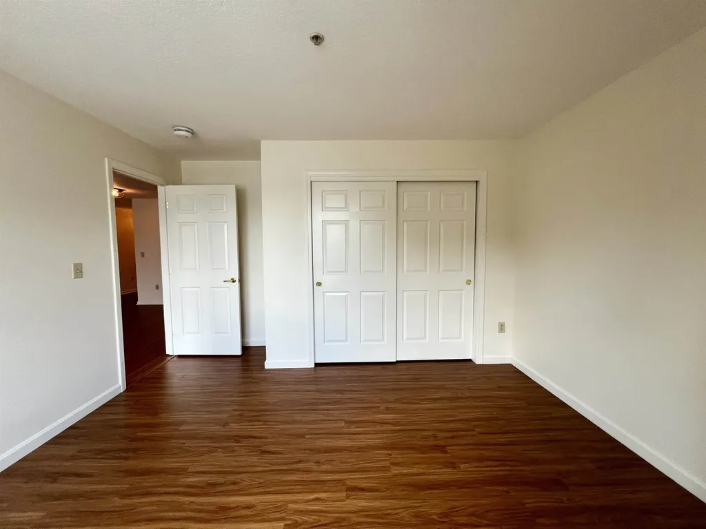 15 Lovell Street Nashua NH 03060