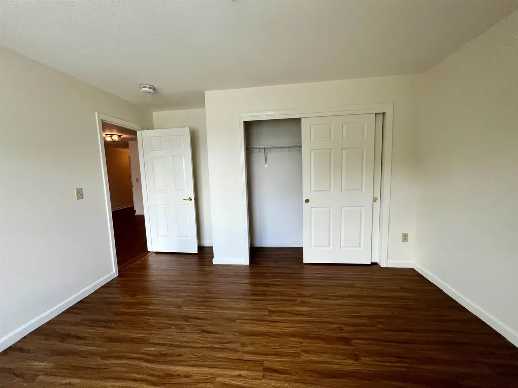 15 Lovell Street Nashua NH 03060