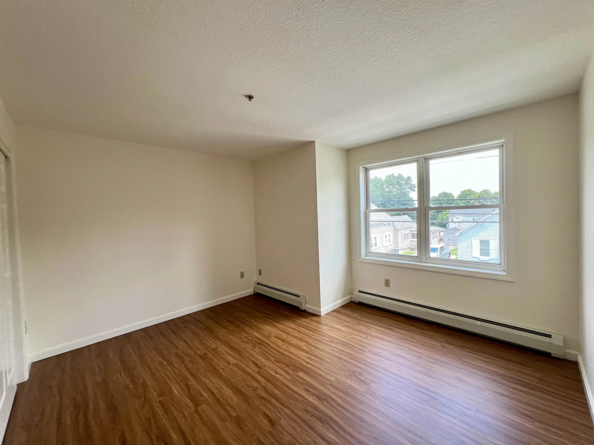 15 Lovell Street Nashua NH 03060