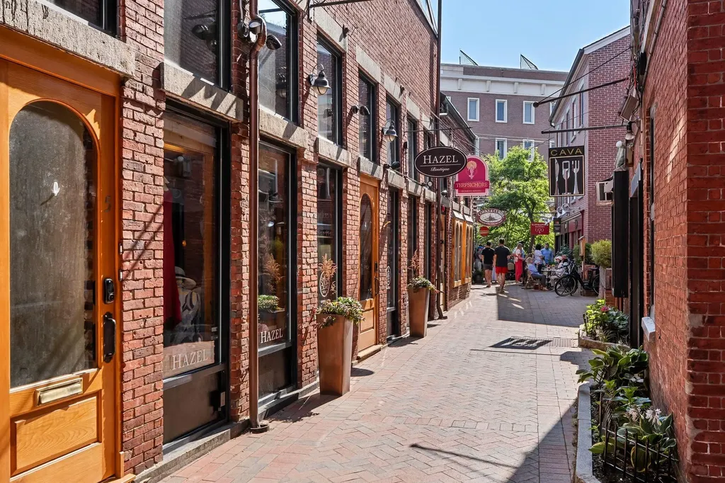 90 Fleet Street Portsmouth NH 03801