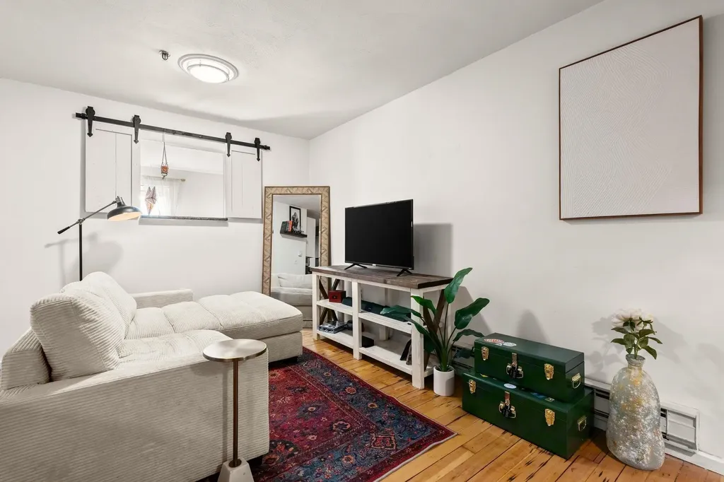 90 Fleet Street Portsmouth NH 03801