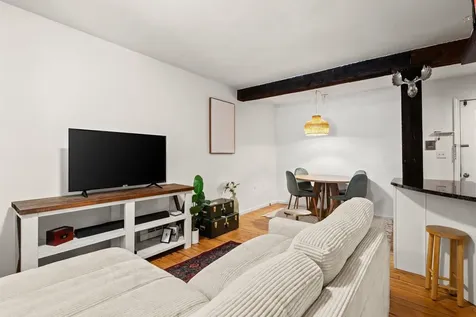 90 Fleet Street Portsmouth NH 03801