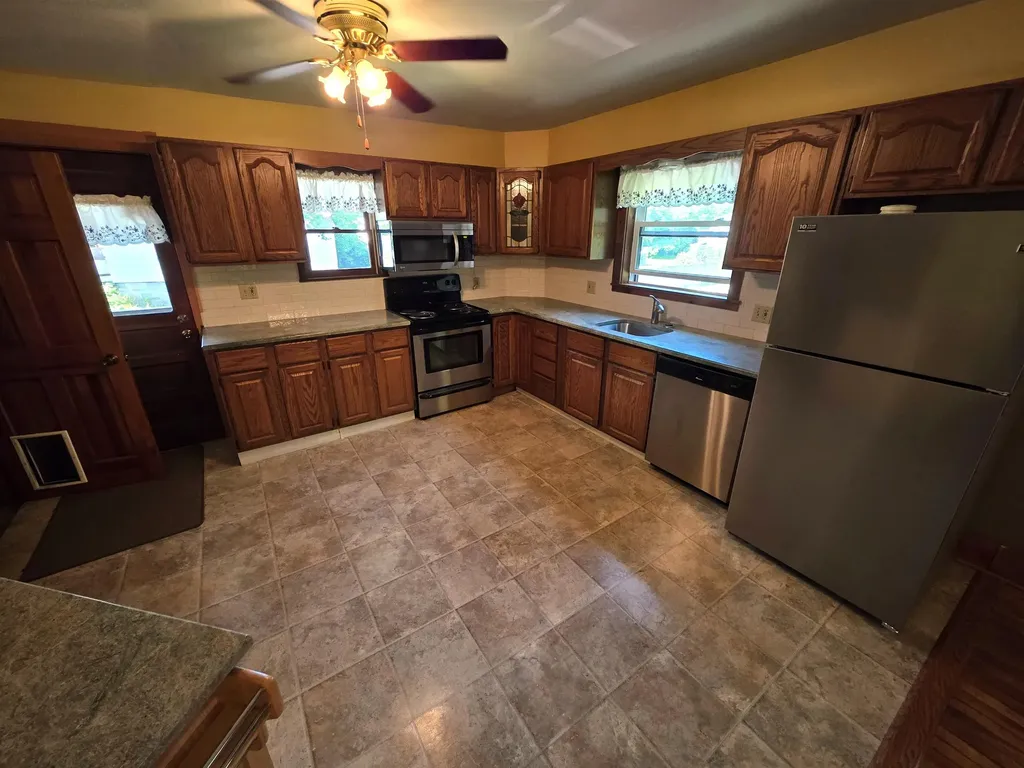 98 Merchant Street Barre City VT 05641