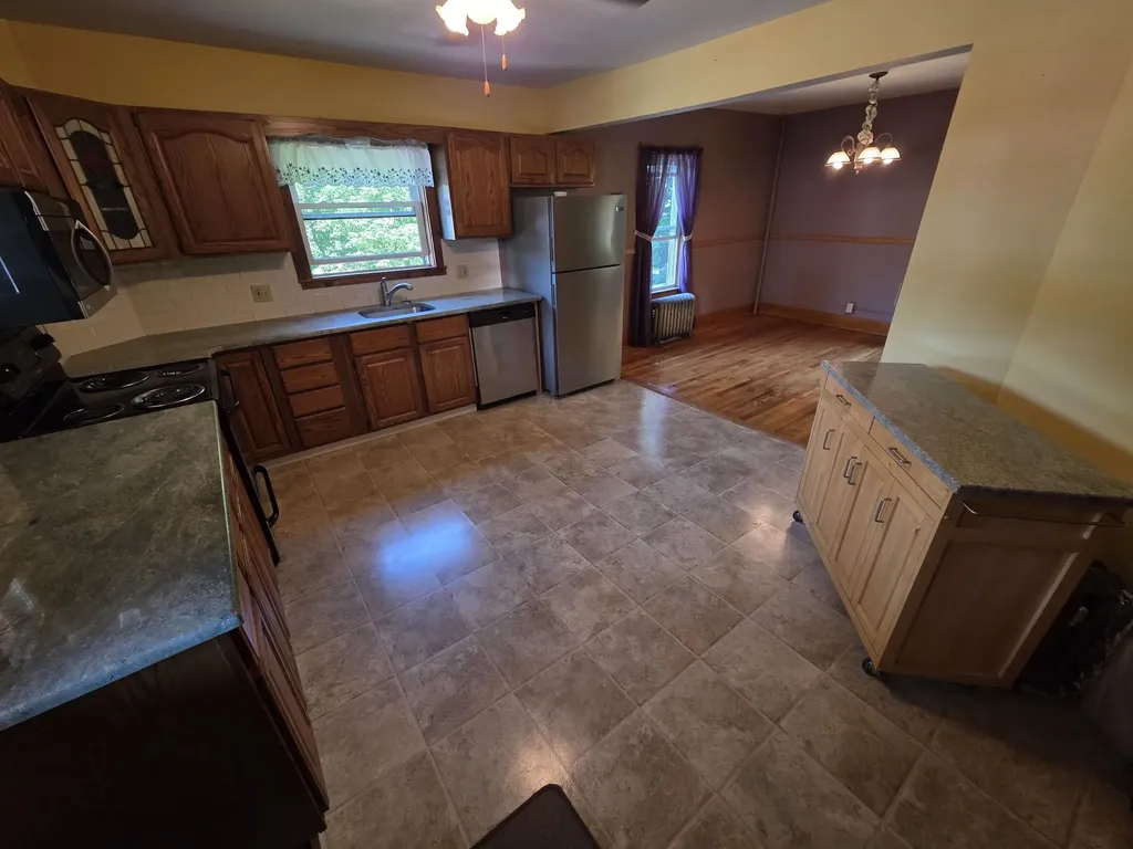 98 Merchant Street Barre City VT 05641