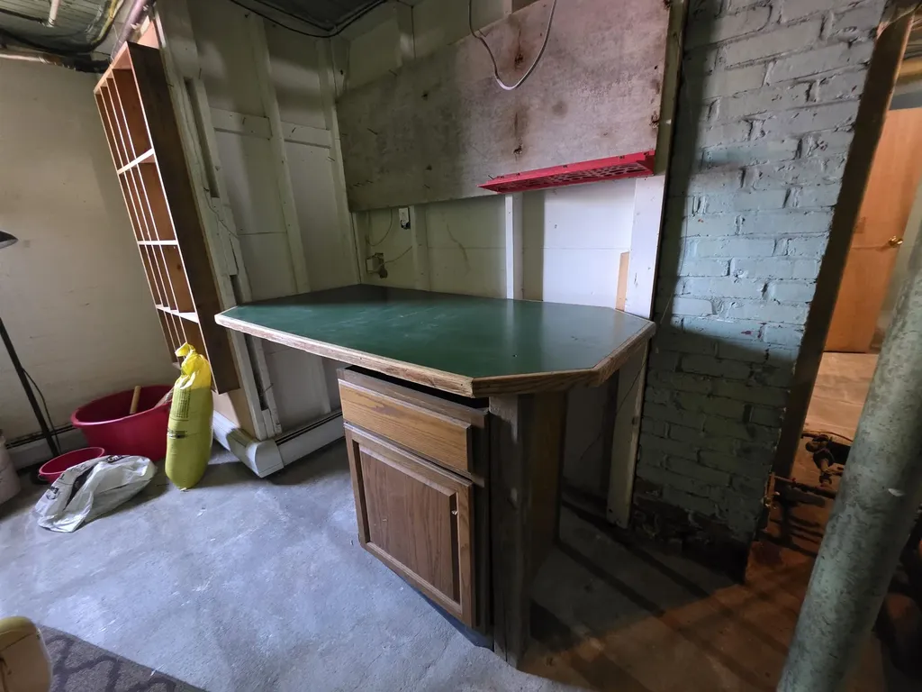 98 Merchant Street Barre City VT 05641