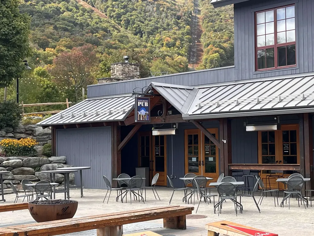 102 Forest Drive Warren VT 05674