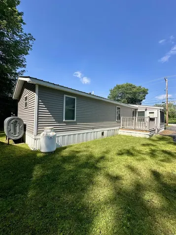 56 Quint Street Conway NH 03818