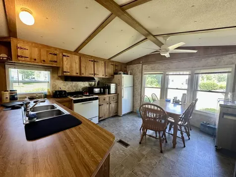 56 Quint Street Conway NH 03818
