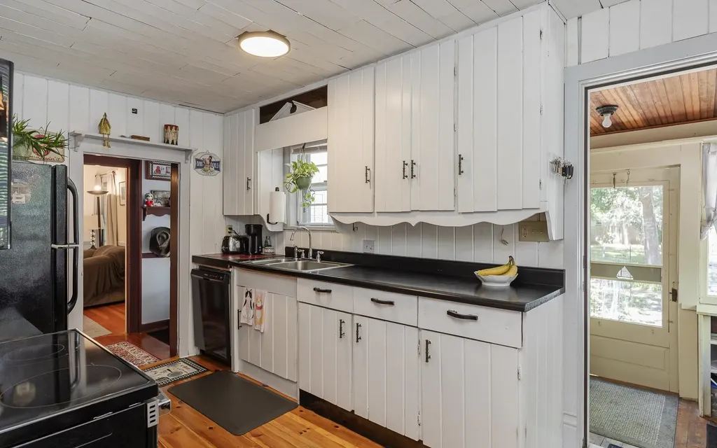 69 Perry Avenue Charlestown NH 03603