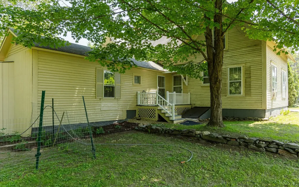 69 Perry Avenue Charlestown NH 03603