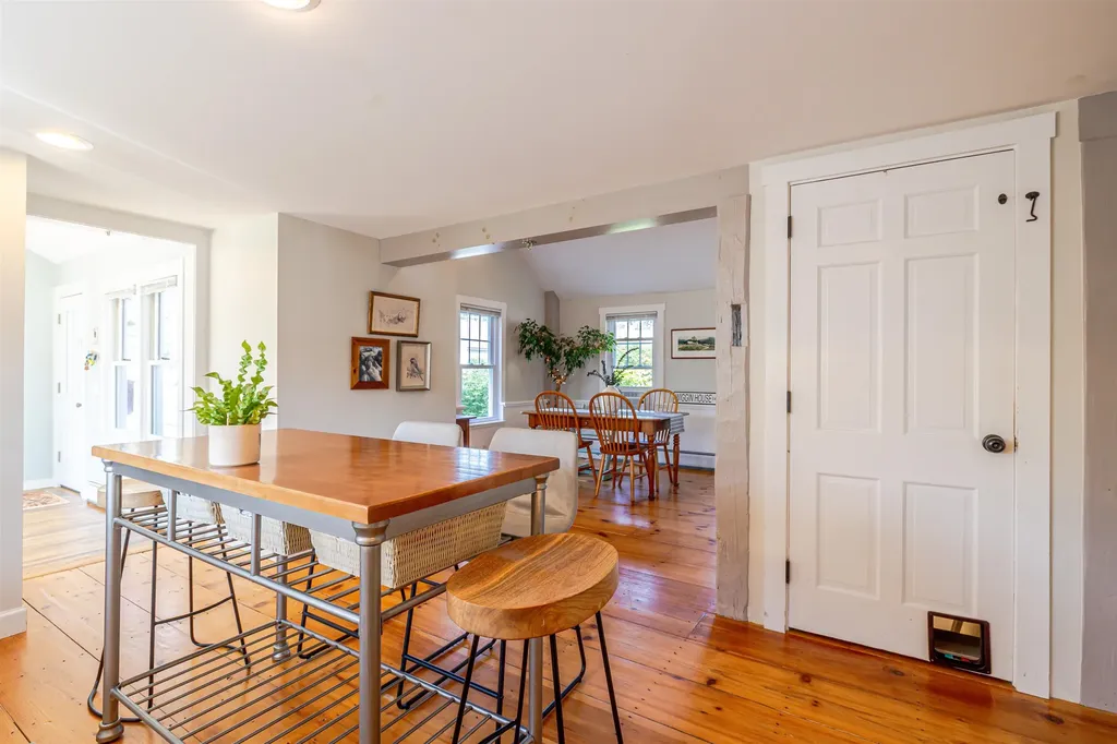 17 Wiggin Street Concord NH 03301