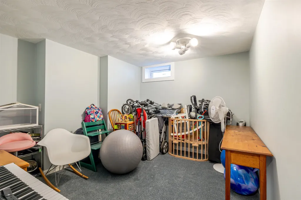 17 Wiggin Street Concord NH 03301