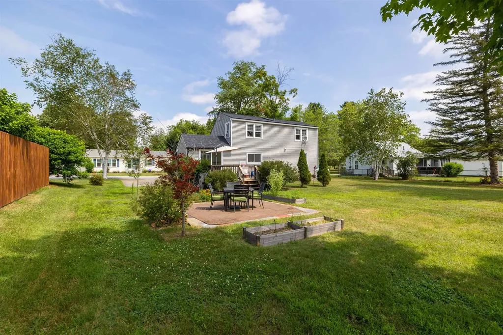 17 Wiggin Street Concord NH 03301