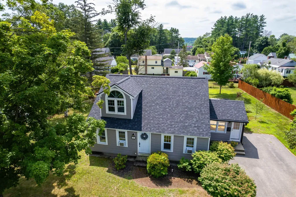 17 Wiggin Street Concord NH 03301