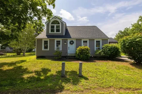 17 Wiggin Street Concord NH 03301