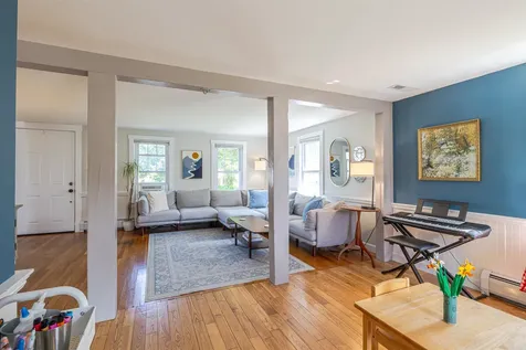 17 Wiggin Street Concord NH 03301