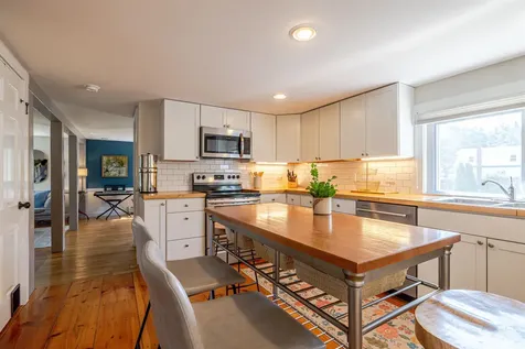 17 Wiggin Street Concord NH 03301