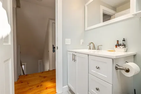 17 Wiggin Street Concord NH 03301