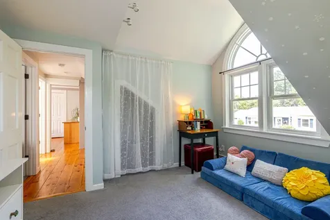 17 Wiggin Street Concord NH 03301