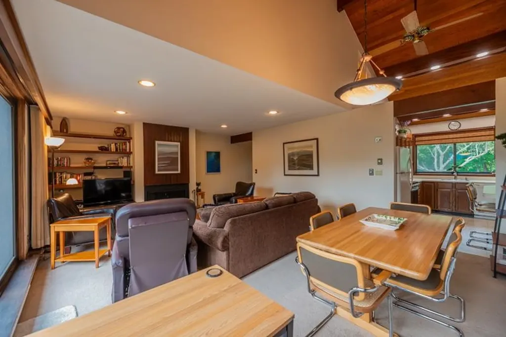 12 Murray Hill Heights Road Manchester VT 05255