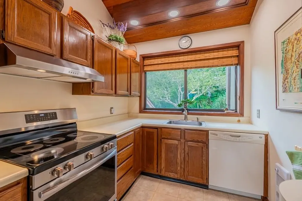 12 Murray Hill Heights Road Manchester VT 05255