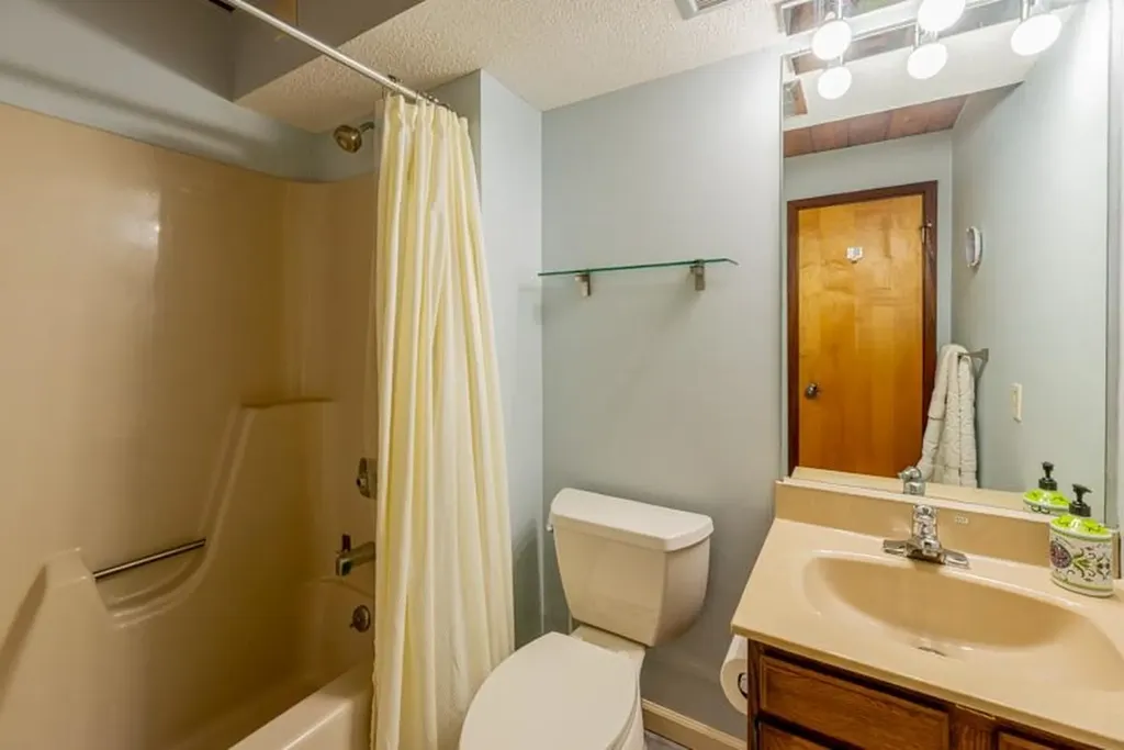 12 Murray Hill Heights Road Manchester VT 05255