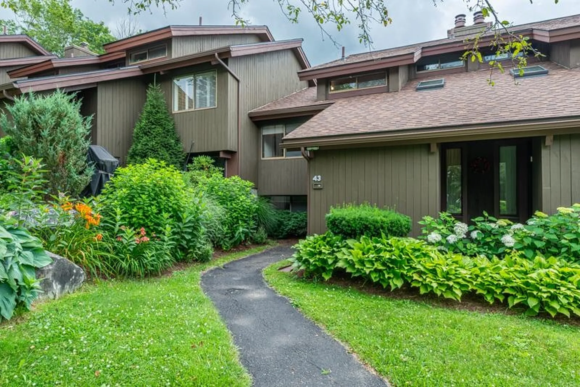 12 Murray Hill Heights Road Manchester VT 05255