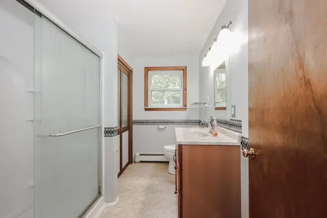 10 Waterville Drive Merrimack NH 03054