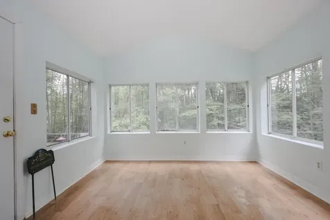 10 Waterville Drive Merrimack NH 03054