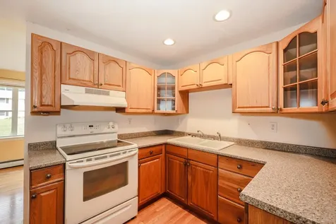 10 Waterville Drive Merrimack NH 03054